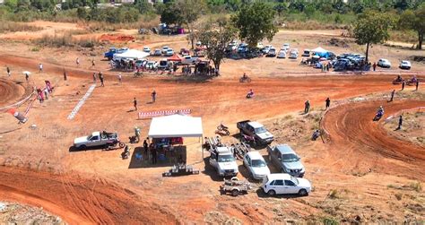 Está Acontecendo hoje domingo Em Aragarças Veloterra do batom