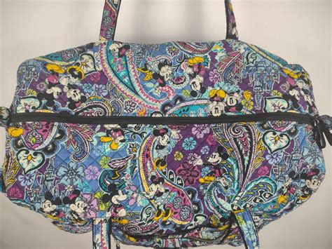 VERA BRADLEY Disney Mickey Minnie Mouse Paisley Colle Gem