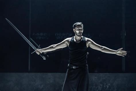 Photos First Look At David Tennant And Cush Jumbo In MACBETH