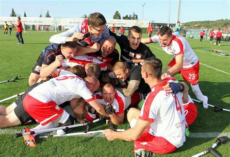 Futbol Reprezentacja Polski z brązowym medalem mistrzostw Europy