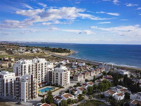 Zeki Basri Estate Kıbrıs Emlak Acentesi Hangi Ev