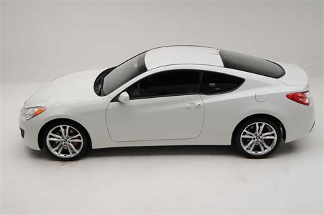 Hyundai Genesis Coupe R Spec 2009 Picture 2 Of 9