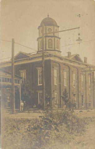 Court House in Calhoun, KY | ExploreKYHistory