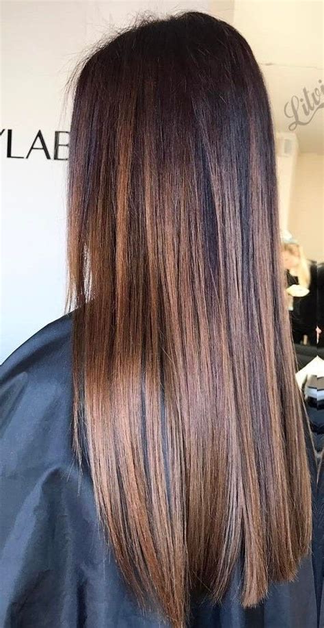 Balayages Caramel Sur Cheveux Lisses