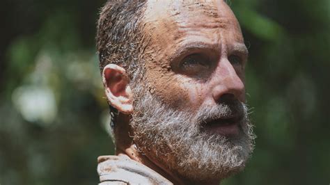 'The Walking Dead' Might've Spoiled A Twist About Rick Grimes' Death ...