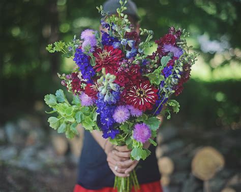 Farm Fresh Bouquets Flower Farm In Erin Ontario Wedding Florist