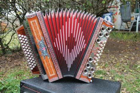 Accordeon Styrian Harmonica Strasser Kopen | Accordeons