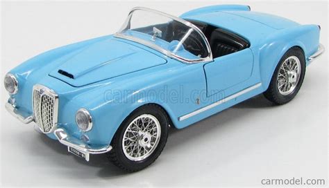 BURAGO 3010 Echelle 1 18 LANCIA AURELIA B24 SPIDER 1955 LIGHT BLUE