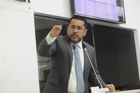 Secret Rio De Evandro M Rcio Martins Diz N O Se Arrepender De Voto Em