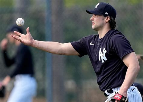 Yankees’ Tommy Kahnle reacts to spring training injury - nj.com