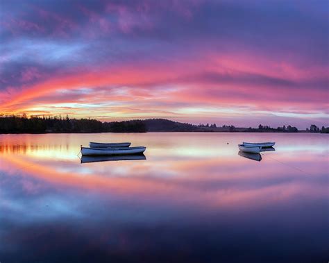 Lake Boats Sunset 2018 Nature Scenery Preview | 10wallpaper.com