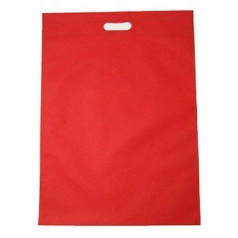 100 Disposable Plain Red Color Non Woven D Cut Carry Bags For Shopping