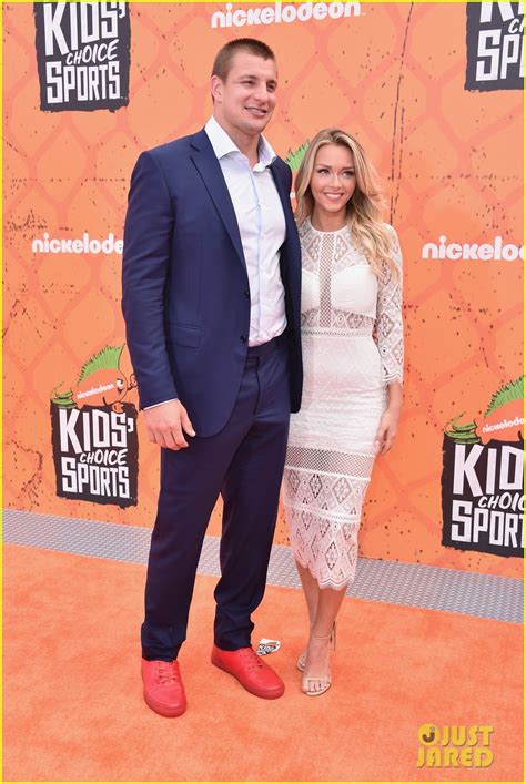 Who Is Rob Gronkowskis Girlfriend Meet Camille Kostek Photo 4222481