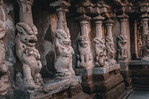 Beautiful Pallava Architecture and Exclusive Sculptures at the Kanchipuram Kailasanathar Temple ...