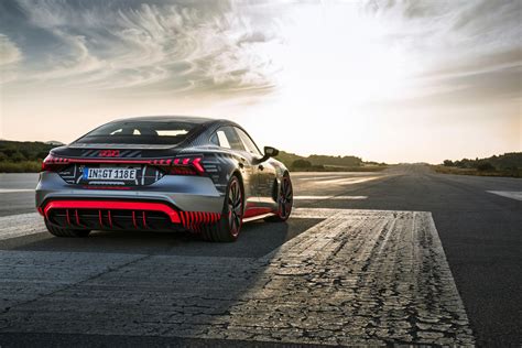 2021 Audi e-tron GT performance specs revealed | CarExpert