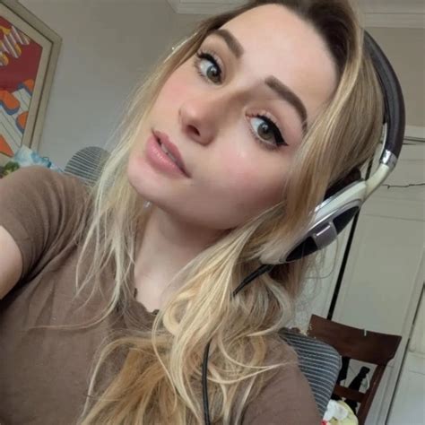 Rachel Chaleff Rachelchaleff Fanfix Videos And Photos