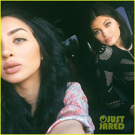 Kylie Jenner Praises Her Plastic Surgeon Talks About Her Lip