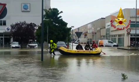 Alluvione Emilia Romagna è ancora emergenza Esondazioni anche in Piemonte