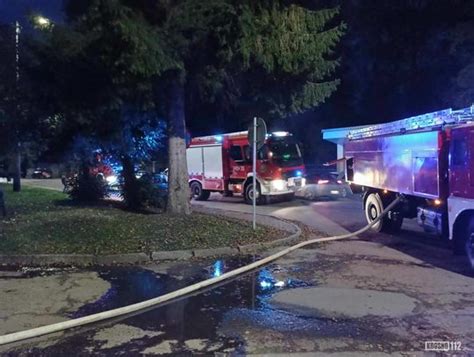 Jedlicze Pożar samochodu na parkingu przy kościele