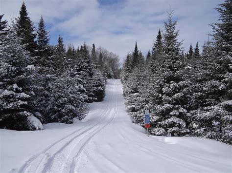 Pittsburg Ridge Runners – Northern NH Snowmobile Club