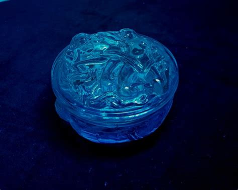 Art Deco Aqua Blue Glass Jewelry Box Powder Box Schle Gem