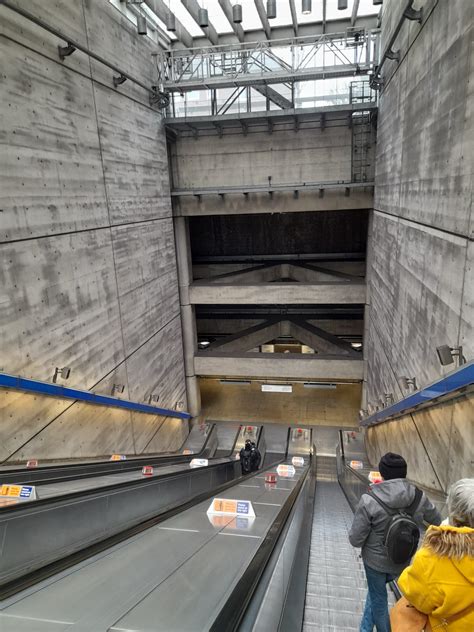 History buffs explain why caledonian tube station london is famous 5