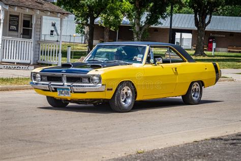 1970 Dodge Dart Swinger 340 2 Puertas Hardtop Imagen Editorial Imagen