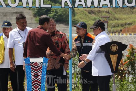 Presiden Jokowi Resmikan Bendungan Kuwil Kawangkoan Foto