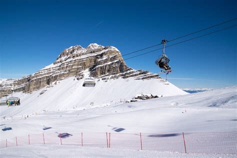 Narty W Madonna Di Campiglio Opis Ośrodka Trasy Skipassy Atrakcje