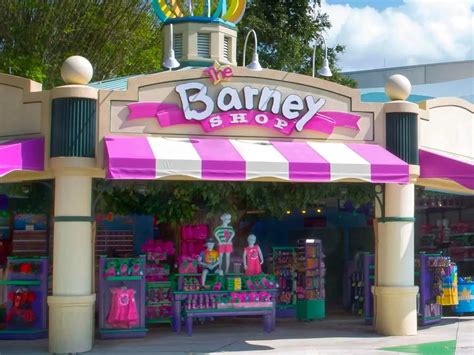 barneyshopentrance – Orlando ParkStop