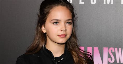 Razzies apologize for 12-year-old's `Worst Actress' nomination - CBS ...