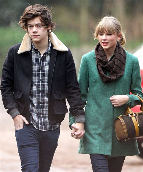 Celebrity Taylor Swift - Lovers Changes, photos, video