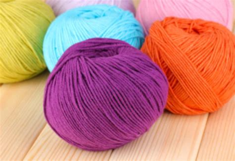 7 Knitting Yarn Questions Answered | Knitting Women