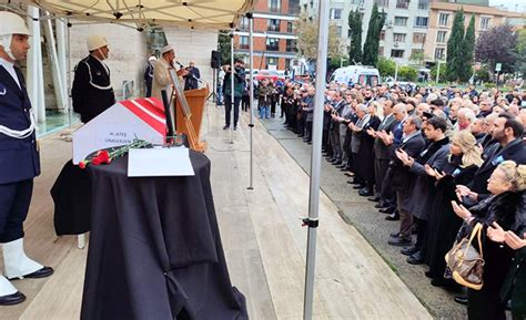 Bakırköy eski Belediye Başkanı Ateş Ünal Erzen hayatını kaybetti