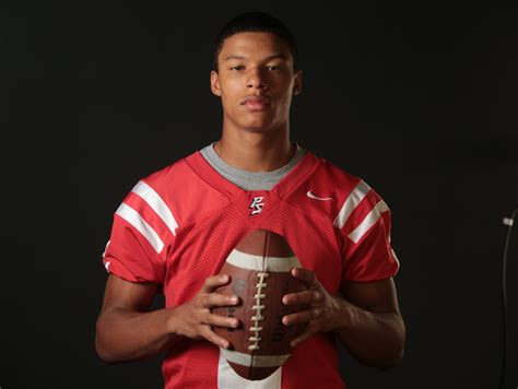 Tayler Hawkins football stats and notes | USA TODAY High School Sports