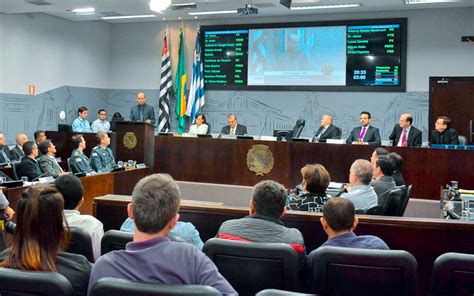 Justiça proíbe leitura da Bíblia na Câmara Municipal de Araçatuba