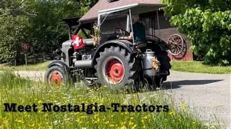 Glückliche Legendäre Traktoren Karawane Oldtimer Bulldogs