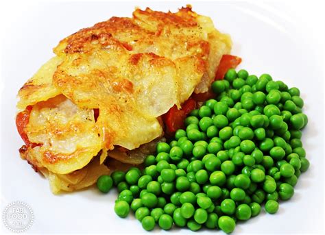 Bacon & Potato Layer Bake - pure comfort food! Fab Food 4 All