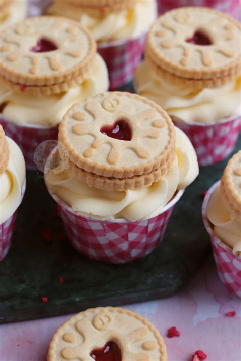 Jammie Dodger Cupcakes Jane S Patisserie