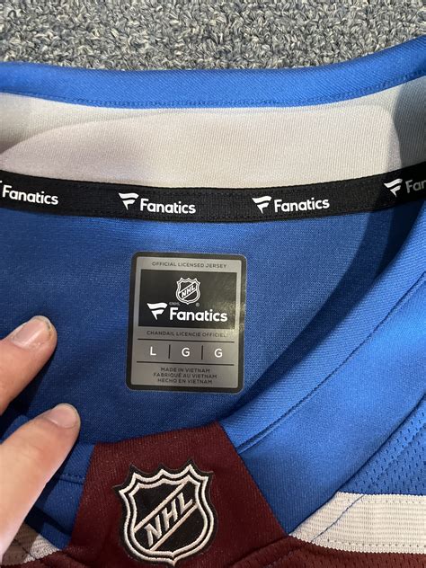 New Fanatics Colorado Avalanche Home Jersey Large | SidelineSwap