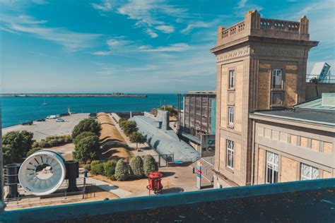 Cité de la Mer Réservez votre visite guidée de locéan du futur