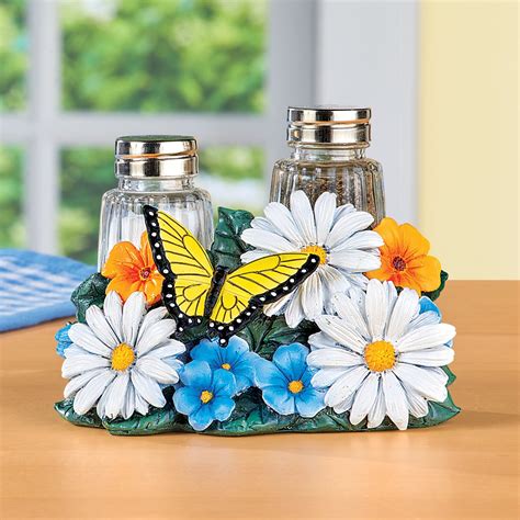 Daisy And Butterfly Salt And Pepper Shakers Set Collections Etc