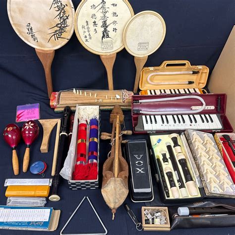 Yahoo!オークション - 中古 楽器 まとめ売り 団扇太鼓 邪皮線 銭太鼓 ...