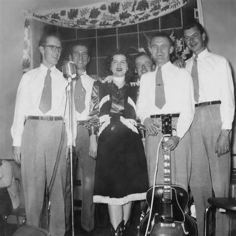 where was patsy cline's body found 4