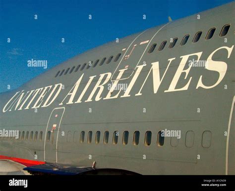 United Airlines Boeing 747-400 fuselage close up OHare Airport Chicago ...