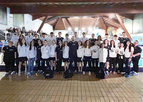 Nuoto Campionati Regionali Indoor Buoni Risultati Per I Cosentini