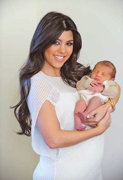 Kourtney Kardashian Welcomes A Baby Girl Rock Ittt