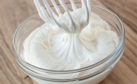 7 receitas de chantilly creme de leite práticas para suas sobremesas