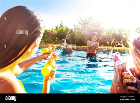 Summer Teen Girl In Bikini Stockfotos Und Bilder Kaufen Alamy