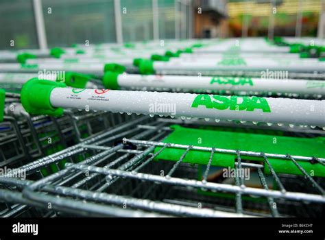 Asda shopping trolley hi-res stock photography and images - Alamy